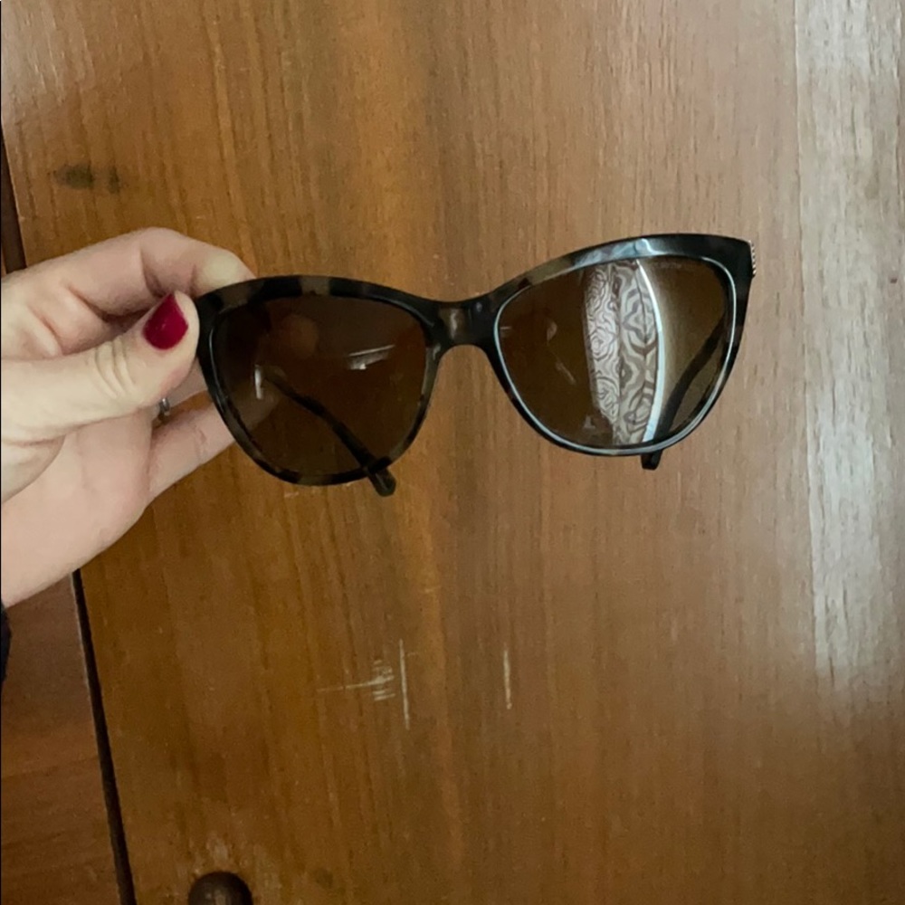 Emporio Armani Polarized sunglasses. EUC! - Picture 7 of 15